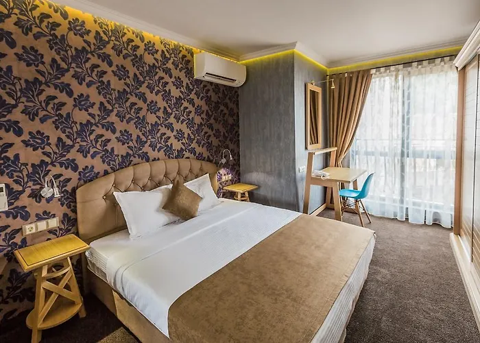 Vendégház 8 1/2 Art